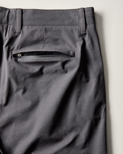 laydown detail image of Equator Hybrid Short - 9"