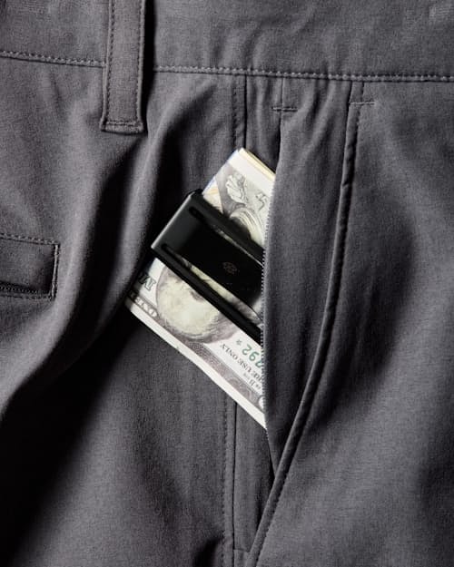 laydown detail image of Equator Hybrid Short - 9"