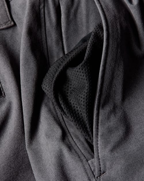 laydown detail image of Equator Hybrid Short - 9"