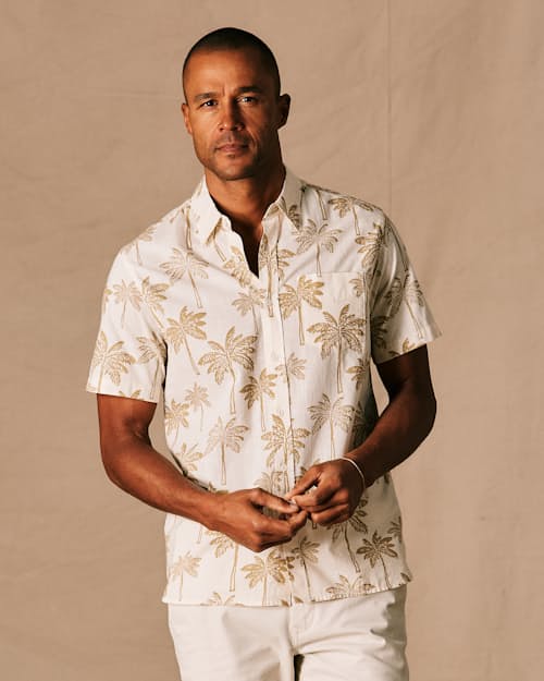 on model image of Classic Slub Palm Short Sleeve Shirt
