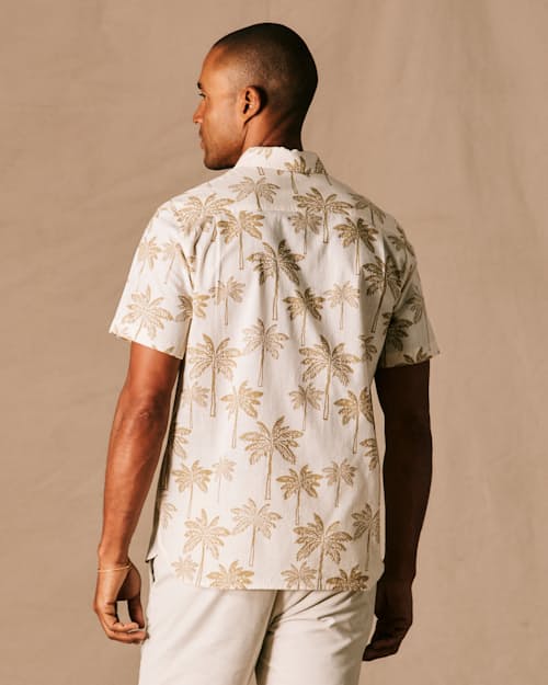 on model image of Classic Slub Palm Short Sleeve Shirt