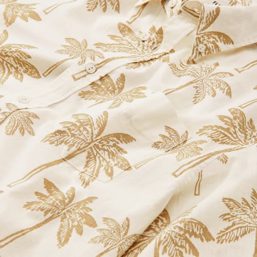 laydown detail image of Classic Slub Palm Short Sleeve Shirt