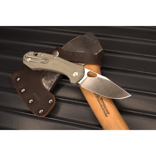 laydown image of Ace Atelier Green Canvas Knife