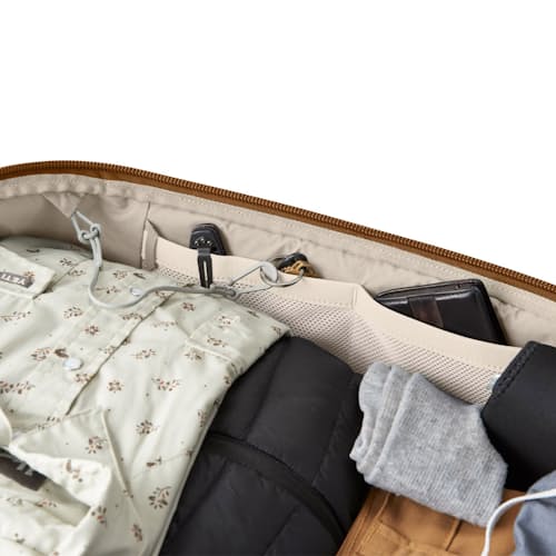 laydown image of Crossroads Duffel Bag - 40L