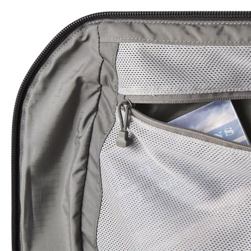laydown image of Crossroads Duffel Bag - 40L