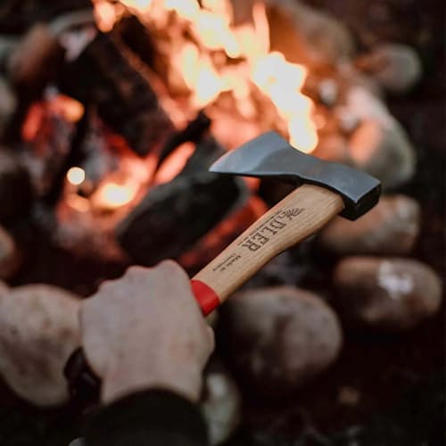 lifestyle image of The Rheinland Hatchet