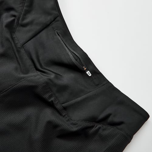 laydown detail image of Lightweight Shorts - 5"