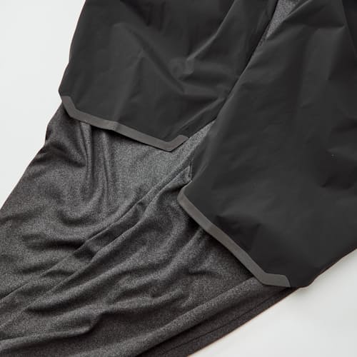 laydown detail image of Weather Running Pant