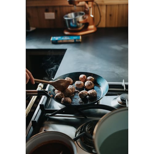 laydown image of Blue Carbon Steel Skillet