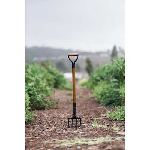 lifestyle image of Folding Spading Fork