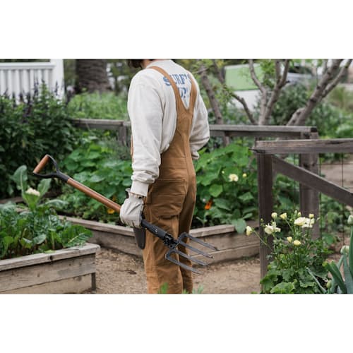 lifestyle image of Folding Spading Fork