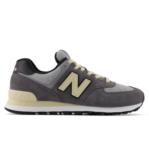 laydown image of 574 Trainer Sneaker