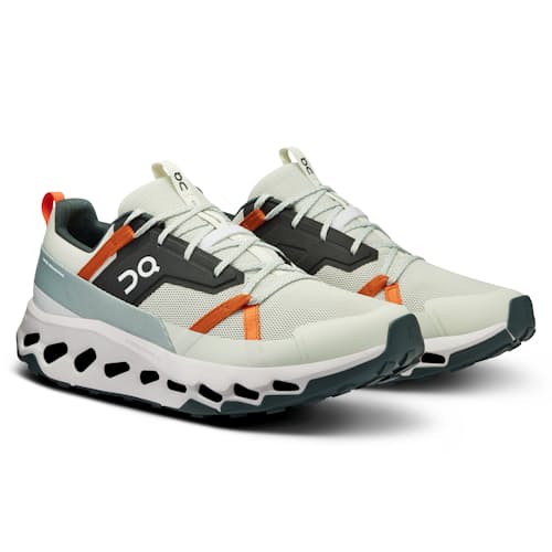 laydown image of Cloudhorizon Hiking Sneaker