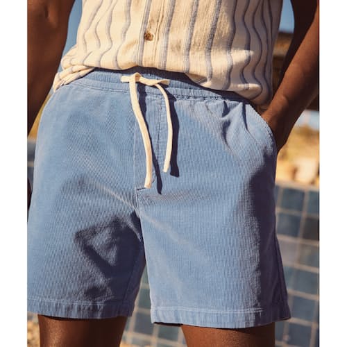 lifestyle image of Saturday Cord Short - 6"
