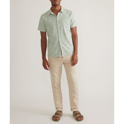 on model image of Classic Stretch Selvage Short Sleeve Shirt