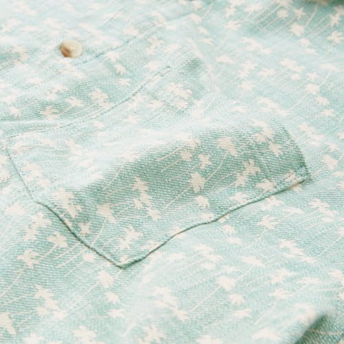 laydown detail image of Classic Stretch Selvage Short Sleeve Shirt