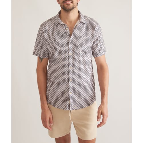 on model image of Classic Stretch Selvage Short Sleeve Shirt