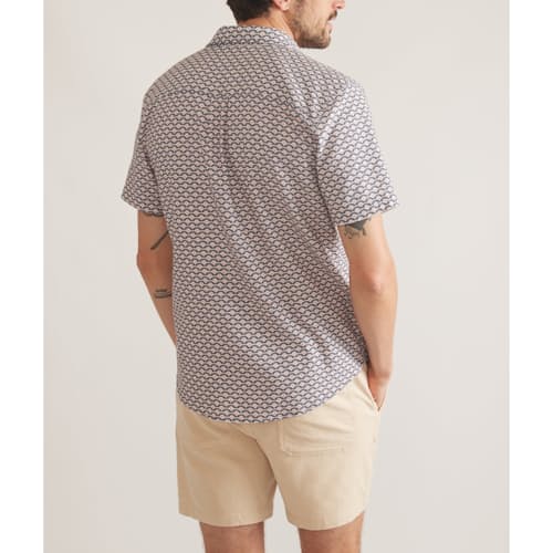 on model image of Classic Stretch Selvage Short Sleeve Shirt