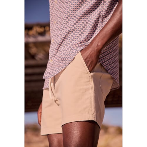 lifestyle image of Classic Stretch Selvage Short Sleeve Shirt