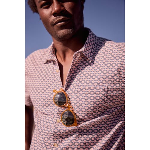 lifestyle image of Classic Stretch Selvage Short Sleeve Shirt