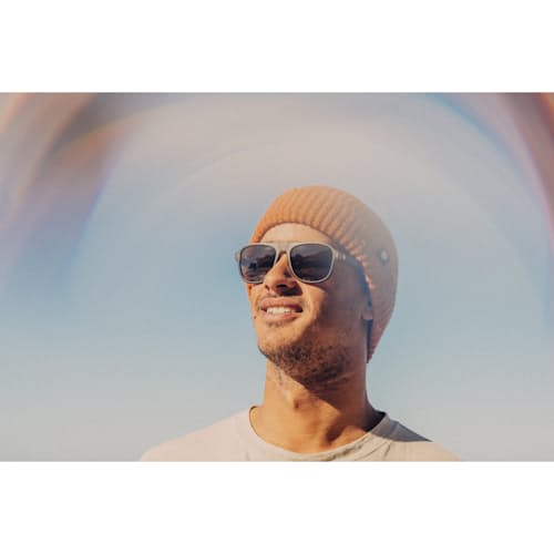 lifestyle image of Shoreline Sunglasses