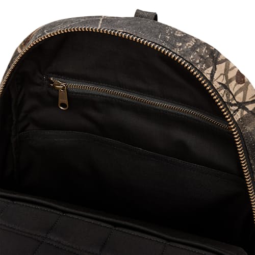 laydown detail image of Journeyman Rugged Twill Backpack - 23L