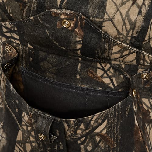 laydown detail image of Journeyman Rugged Twill Backpack - 23L