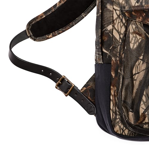 laydown detail image of Journeyman Rugged Twill Backpack - 23L
