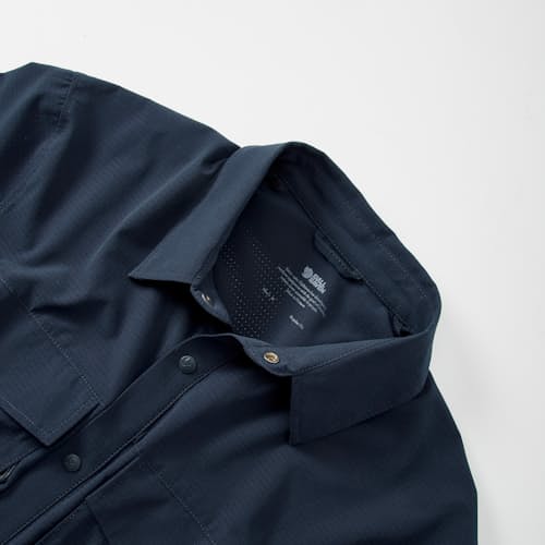 laydown detail image of Abisko Trekking Short Sleeve Shirt