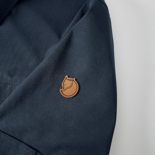 laydown detail image of Abisko Trekking Short Sleeve Shirt