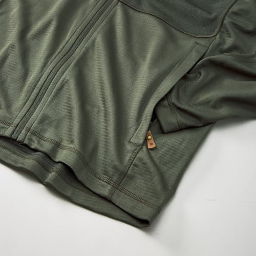 laydown detail image of Abisko Trail Fleece Jacket