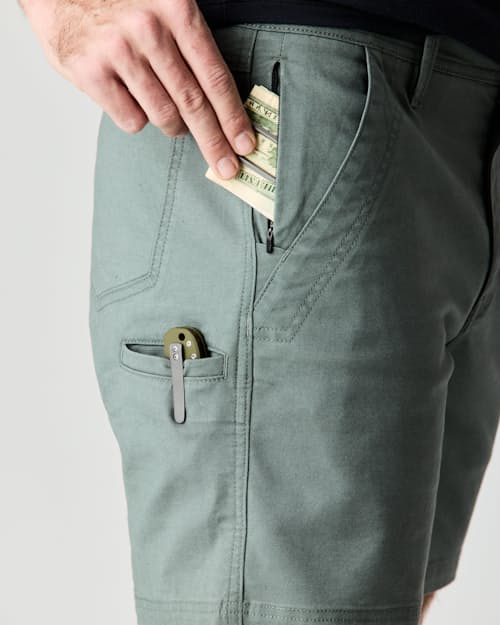 lifestyle image of Rover EDC Short - 7"