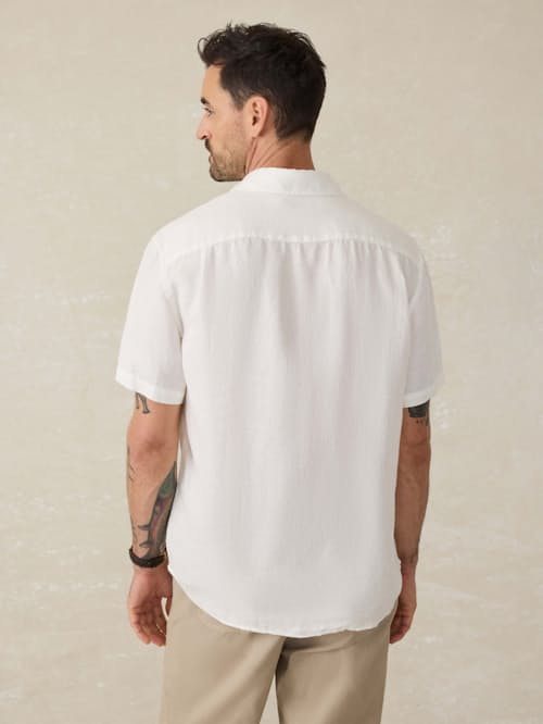 on model image of Palma Linen Short Sleeve Shirt