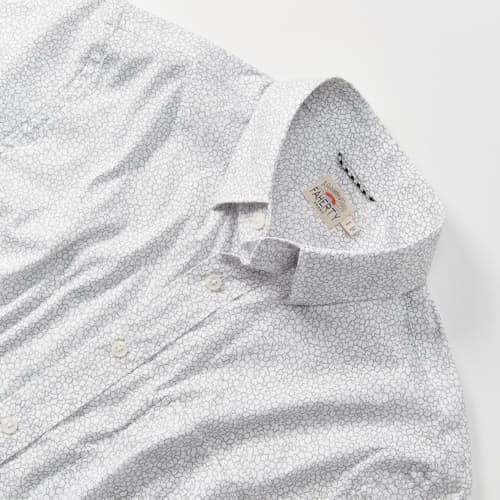 laydown detail image of Movement Short Sleeve Shirt