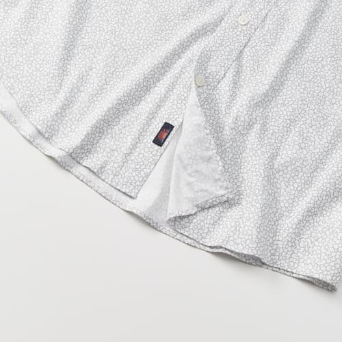laydown detail image of Movement Short Sleeve Shirt