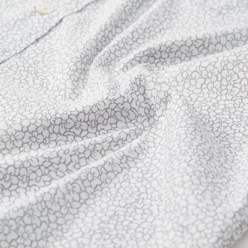 laydown detail image of Movement Short Sleeve Shirt