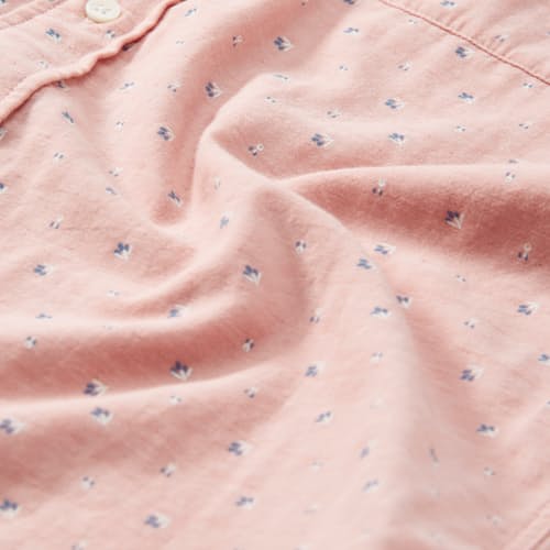 laydown detail image of Movement Short Sleeve Shirt