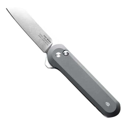 laydown image of The Wells Pocket Knife