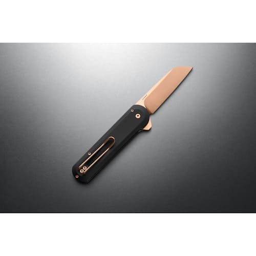 laydown image of The Wells Pocket Knife