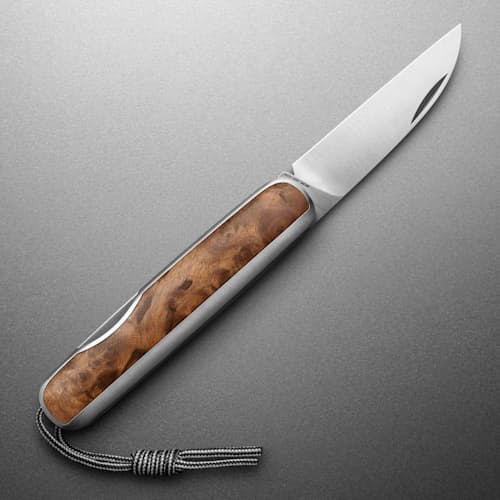 lifestyle image of The Pike Pocket Knife