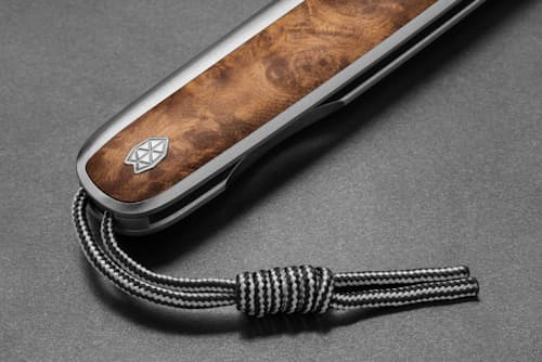lifestyle image of The Pike Pocket Knife