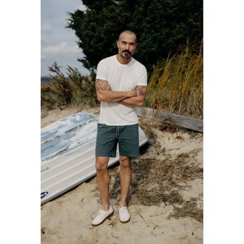 lifestyle image of The Apres Short - 7"