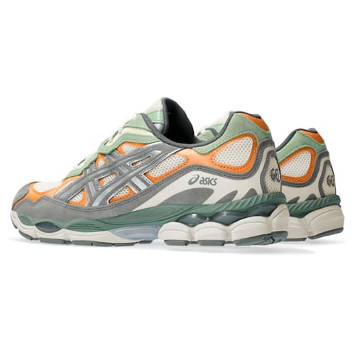 laydown image of Gel-NYC Sneaker