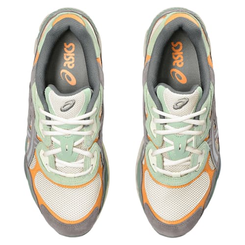 laydown image of Gel-NYC Sneaker