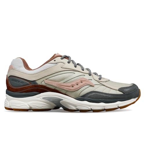 laydown image of Progrid Omni 9 Secure Pack Sneaker
