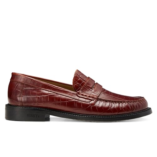 laydown image of Yardee Croc Loafer
