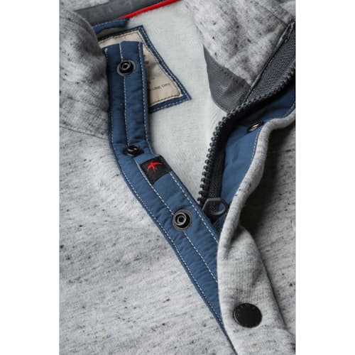 laydown detail image of Micropile Snap-Mock Pullover