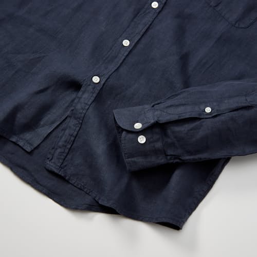 laydown detail image of Classic Linen Summer Shirt