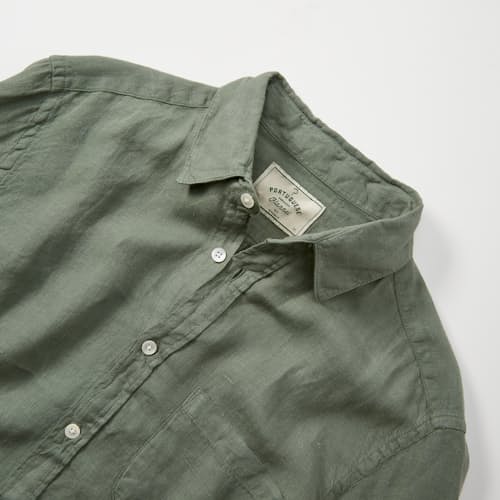 laydown detail image of Classic Linen Summer Shirt