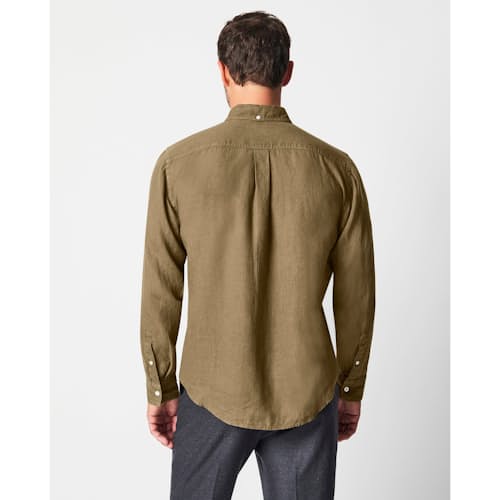 on model image of Tuscumbia Linen Shirt